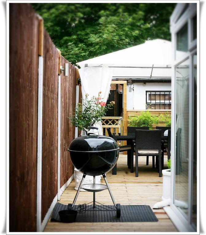 London Malvern Road Rooms To Let Pokoj fotografie