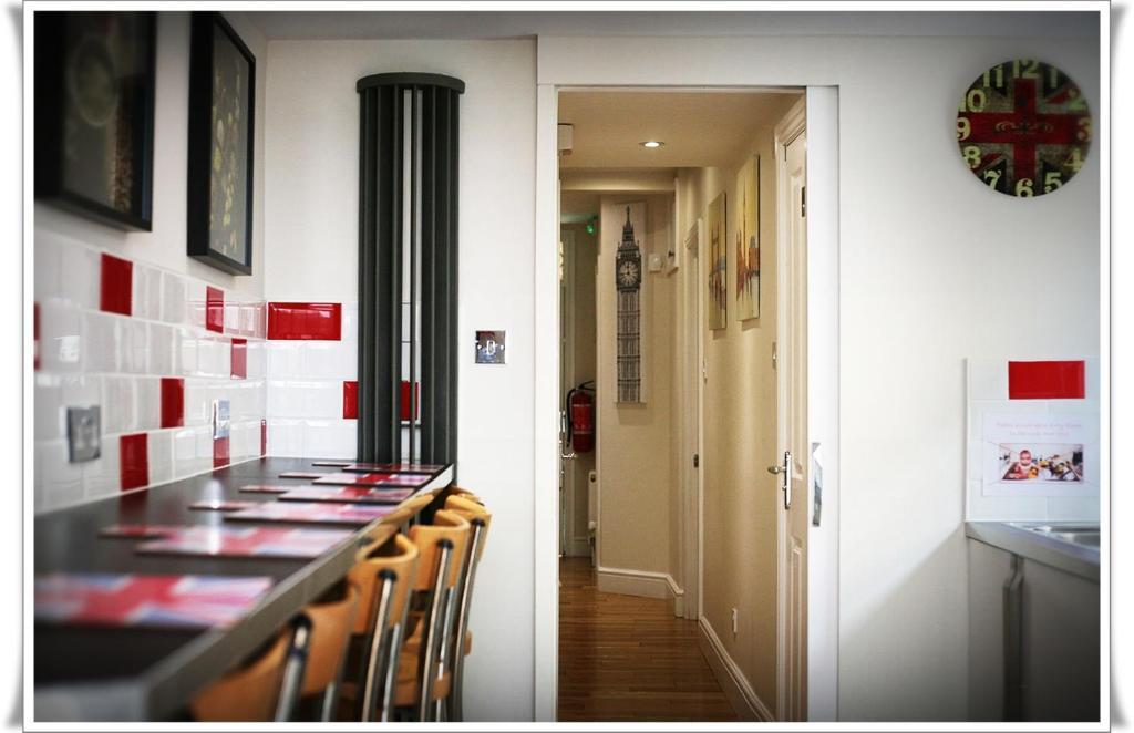 London Malvern Road Rooms To Let Pokoj fotografie